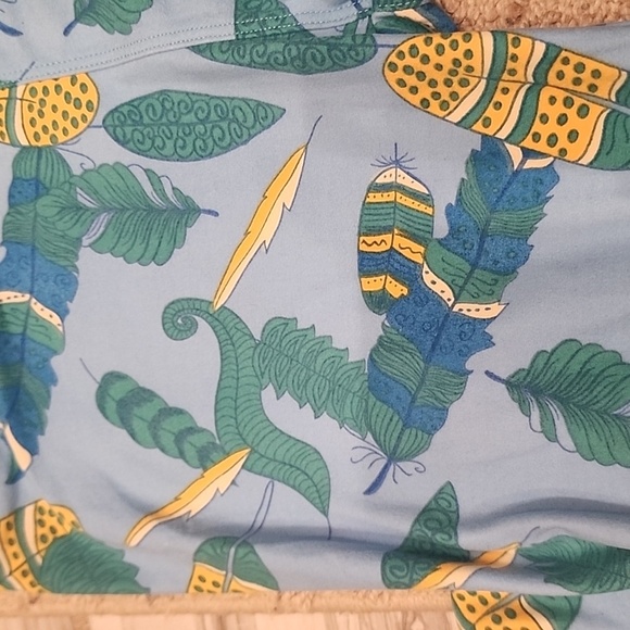 NEW LLR light blue feather detail OS leggings - Picture 3 of 3